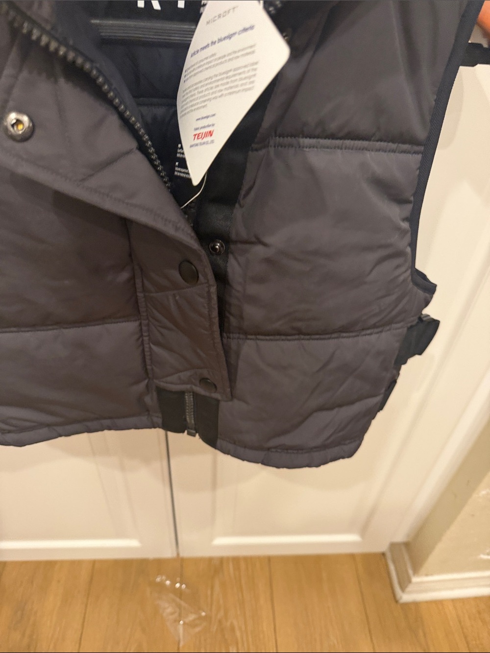 Alp N Rock Gray Puffer Vest - Picture 4 of 7